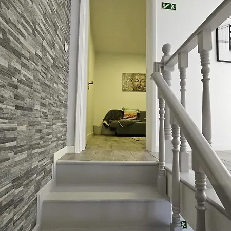 Goncalves Ponta Delgada